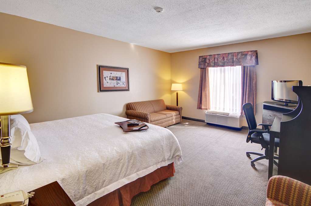 Hampton Inn & Suites Лотон Номер фото
